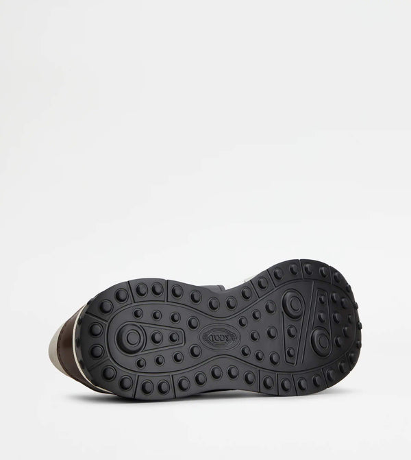Sneakers in Leather Technical Fabric
