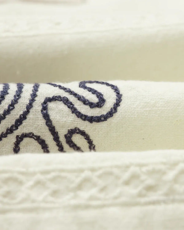 Kurt Doodle Embroidered Shorts